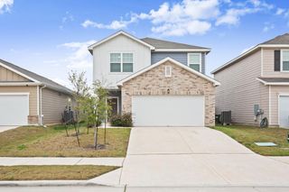 109 Gray Fox LOOP, Hutto, TX 78634