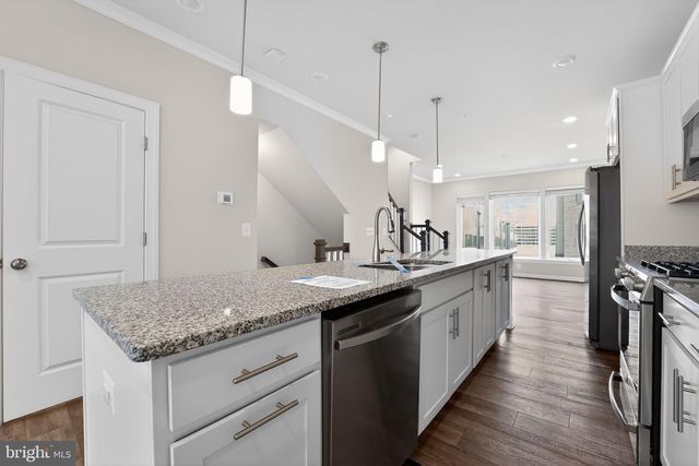 8161 TOMPKINS, Rockville, MD 20855