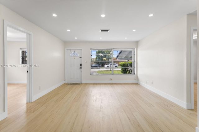1000 NW 23rd Terrace, Pompano Beach, FL 33069
