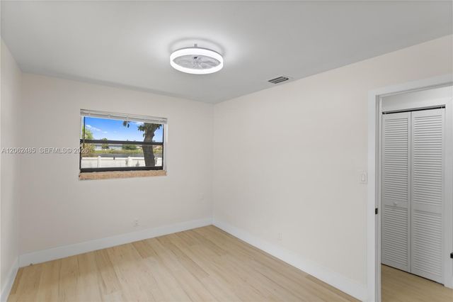 1000 NW 23rd Terrace, Pompano Beach, FL 33069