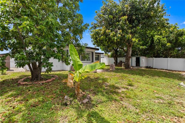 1000 NW 23rd Terrace, Pompano Beach, FL 33069