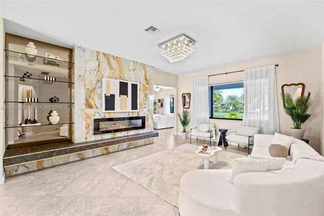 10915 Moore Dr, Parkland, FL 33076