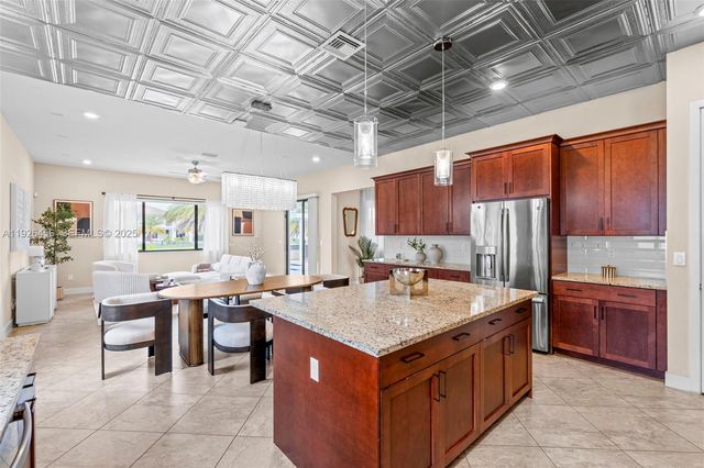 10915 Moore Dr, Parkland, FL 33076