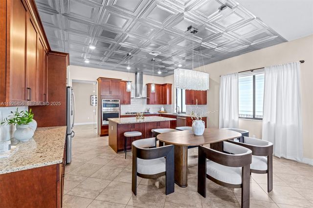 10915 Moore Dr, Parkland, FL 33076