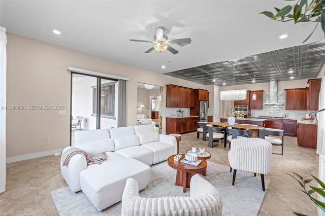 10915 Moore Dr, Parkland, FL 33076