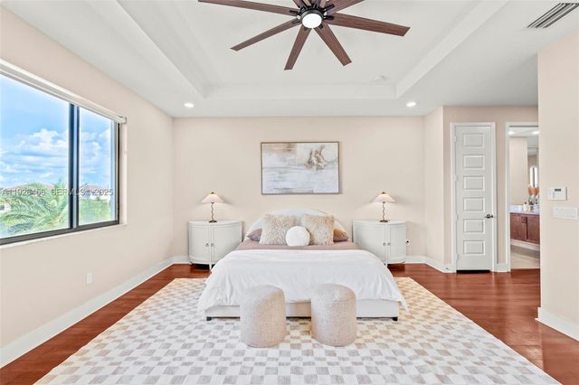 10915 Moore Dr, Parkland, FL 33076