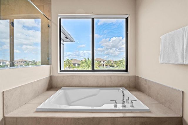 10915 Moore Dr, Parkland, FL 33076