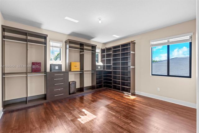 10915 Moore Dr, Parkland, FL 33076