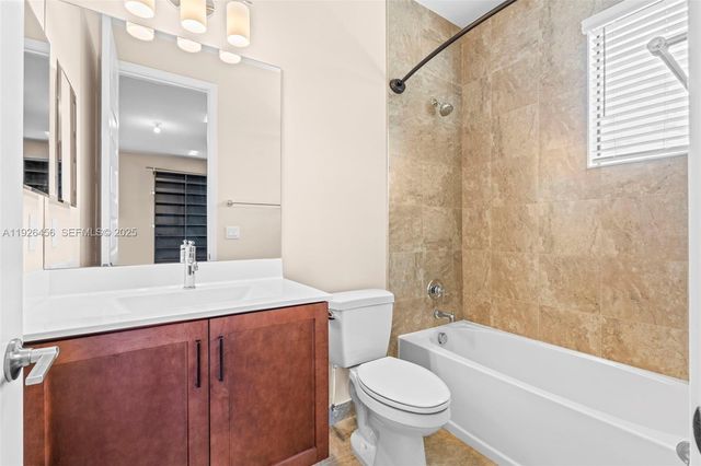 10915 Moore Dr, Parkland, FL 33076