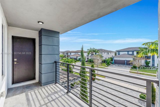 10915 Moore Dr, Parkland, FL 33076