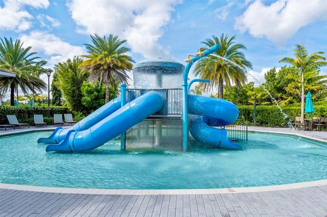 10915 Moore Dr, Parkland, FL 33076