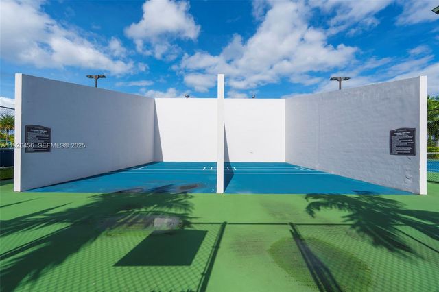 10915 Moore Dr, Parkland, FL 33076