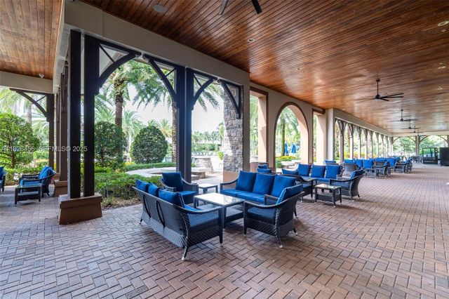 10915 Moore Dr, Parkland, FL 33076