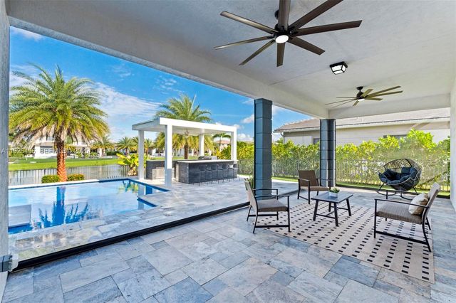 10915 Moore Dr, Parkland, FL 33076