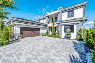 10915 Moore Dr, Parkland, FL 33076