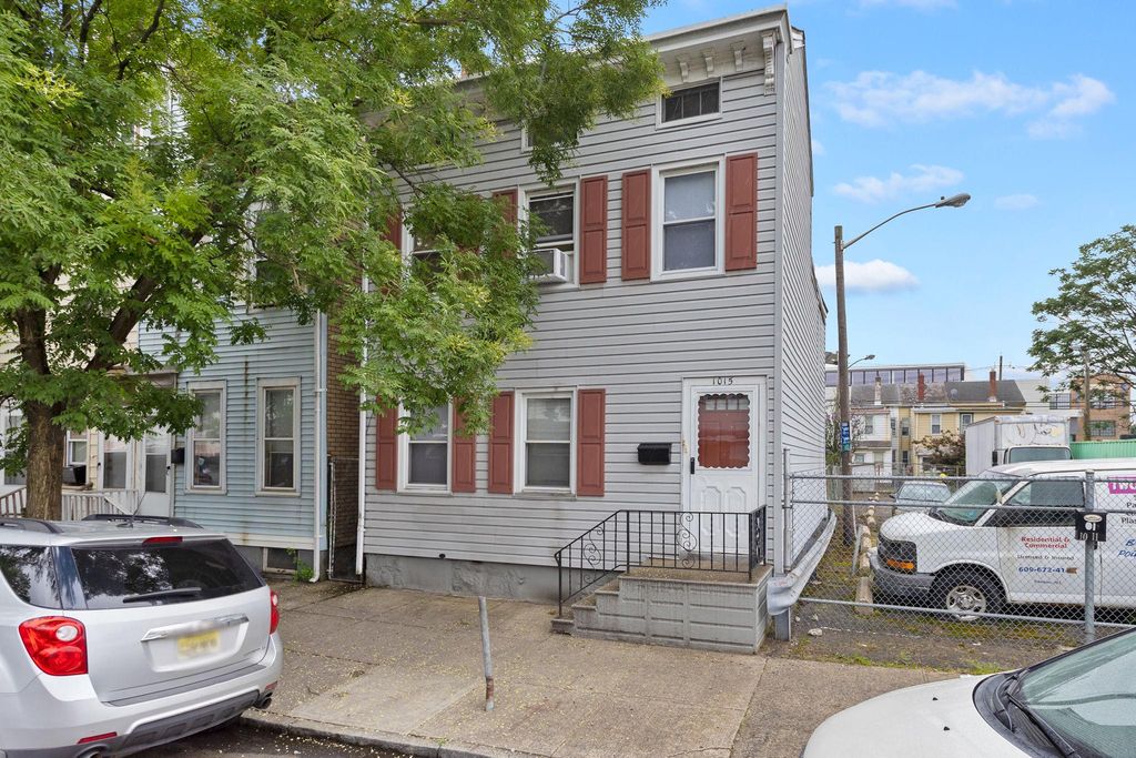 1015 S BROAD STREET, Trenton, NJ 08611