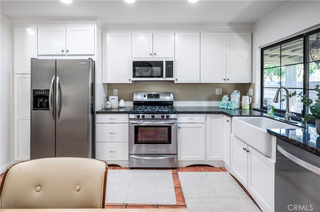Image 10 of property listing at 492 E Yale Loop, Irvine, CA 92614