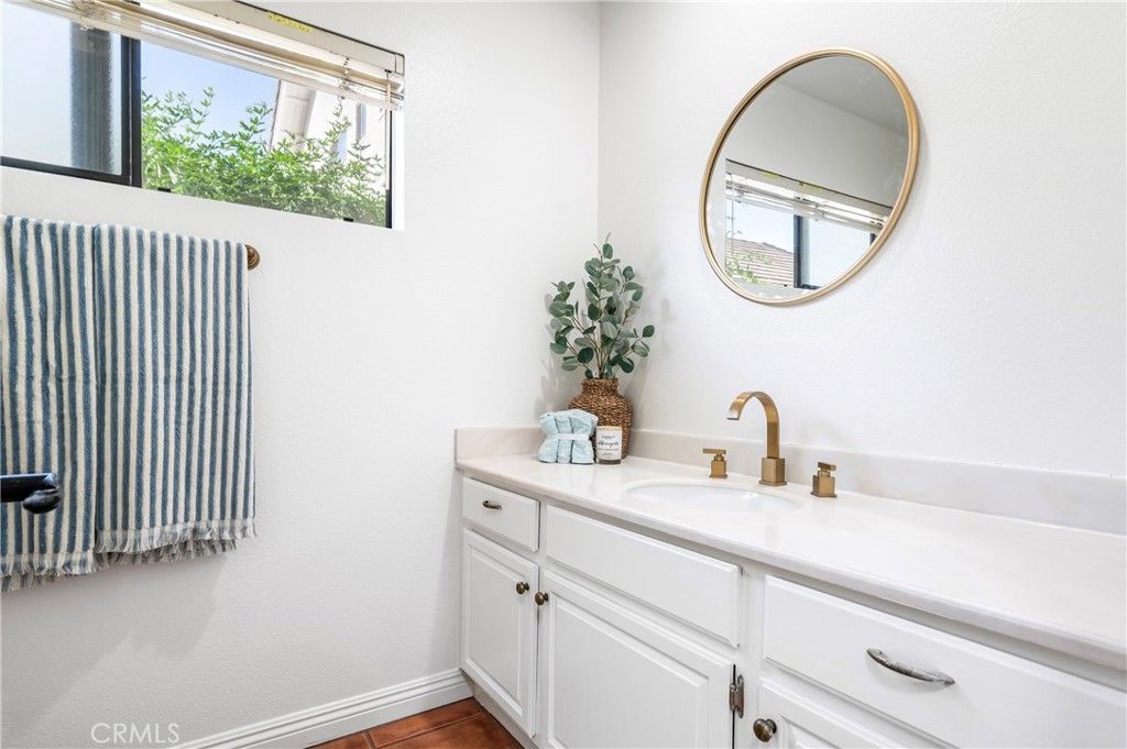 Image 12 of property listing at 492 E Yale Loop, Irvine, CA 92614