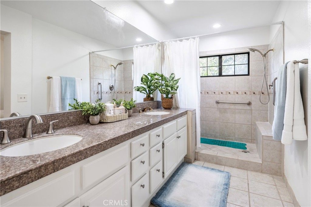 Image 15 of property listing at 492 E Yale Loop, Irvine, CA 92614