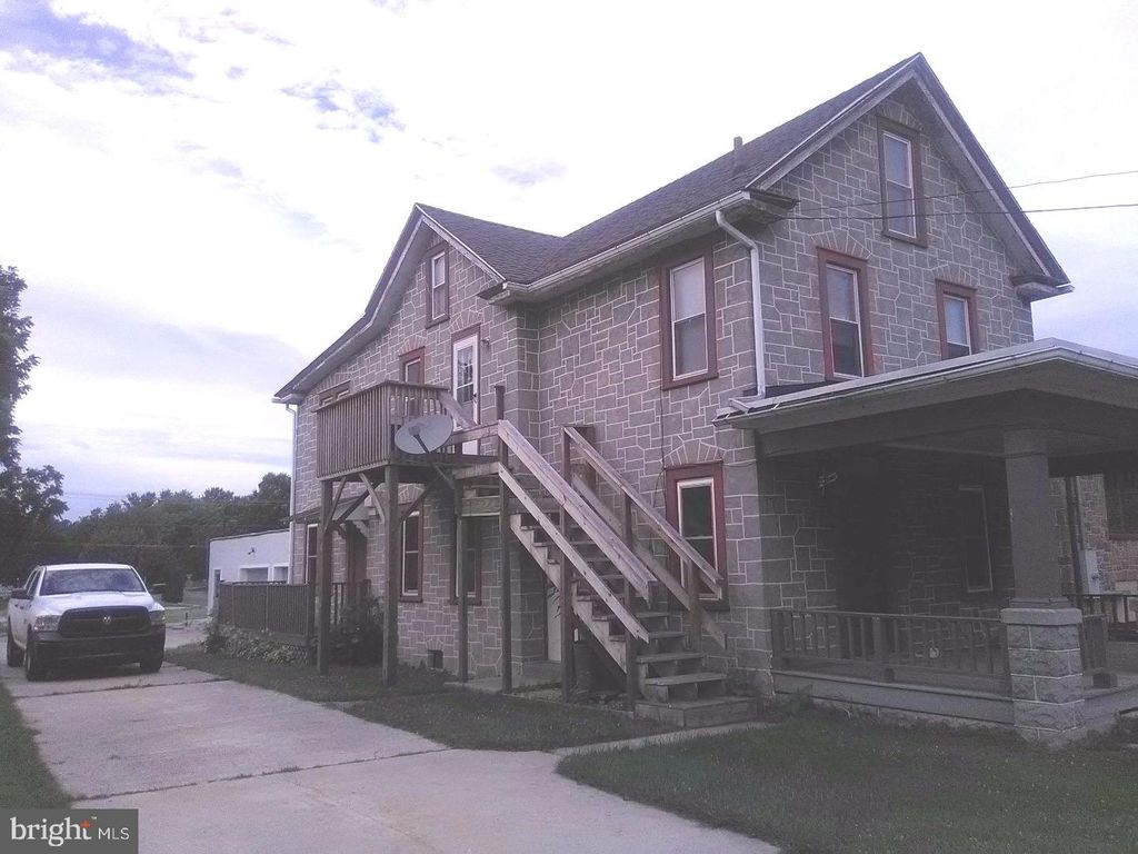 3303 MAIN ST #2, Morgantown, PA 19543