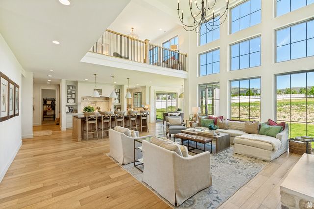 6378 W SUNRISE DR, Highland, UT 84003
