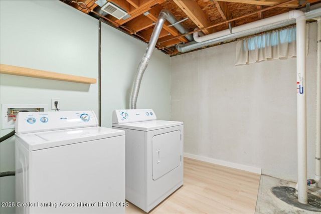 12719 Ontonagon Drive, Dewitt, MI 48820