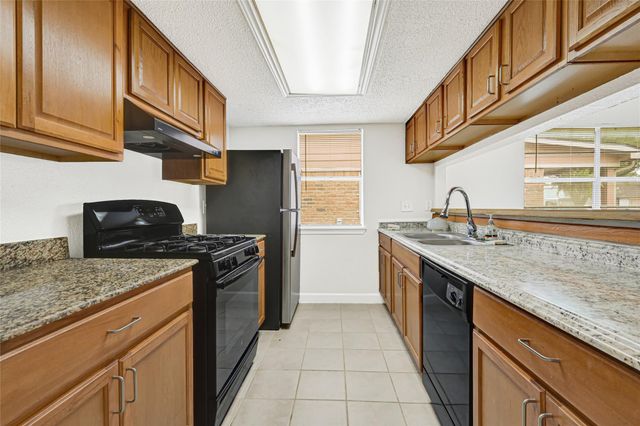 707 Connorvale Court, Houston, TX 77060