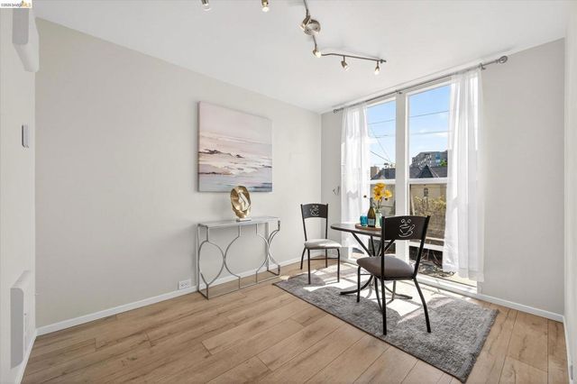 365 Perkins St 201, Oakland, CA 94610