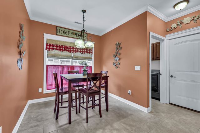 253 Dorchester Cir, Clarksville, TN 37043