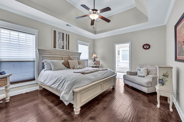 253 Dorchester Cir, Clarksville, TN 37043