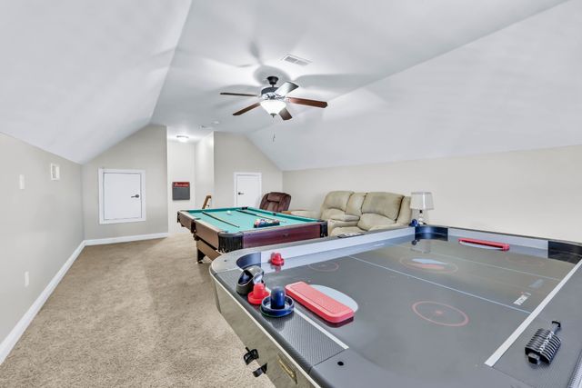 253 Dorchester Cir, Clarksville, TN 37043