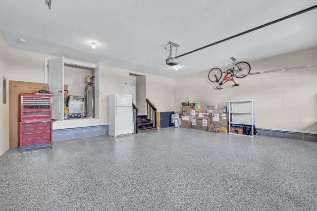 253 Dorchester Cir, Clarksville, TN 37043