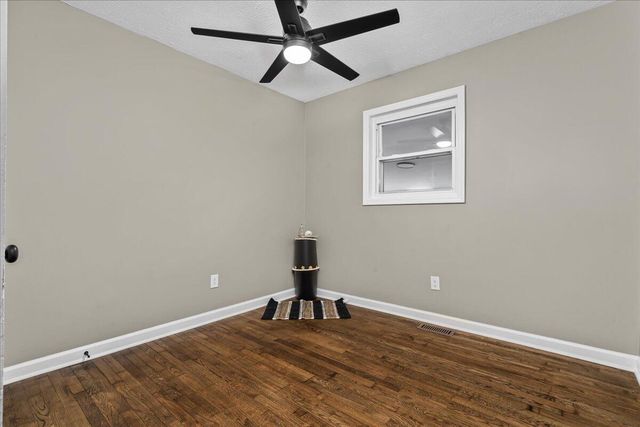 2770 Baybrook Road, Lexington, KY 40517