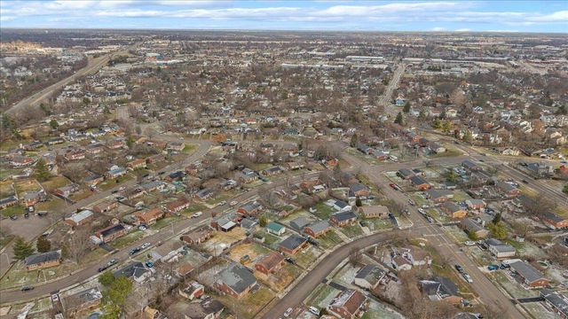 2770 Baybrook Road, Lexington, KY 40517