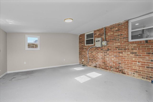 2770 Baybrook Road, Lexington, KY 40517