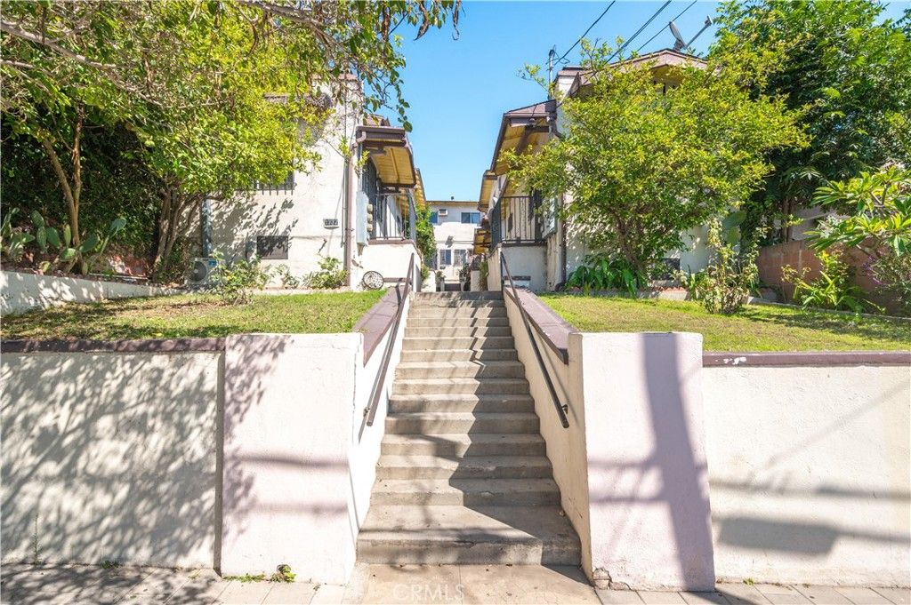 1727 Bellevue Avenue, Los Angeles, CA 90026