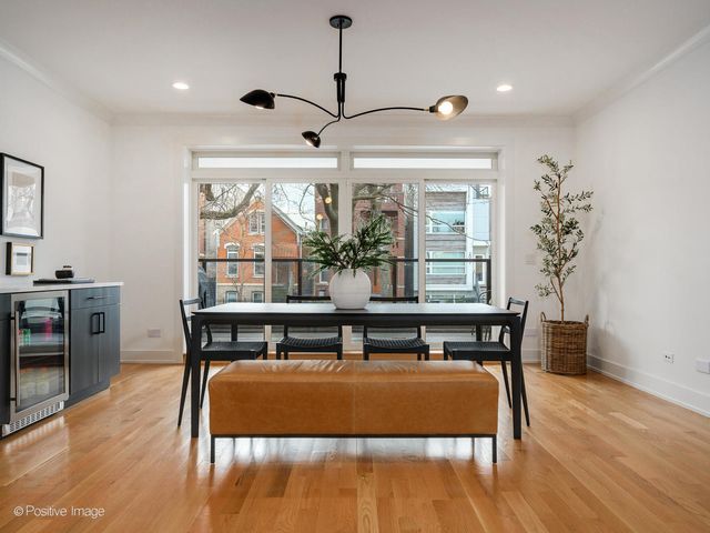 2044 W Rice Street 1, Chicago, IL 60622