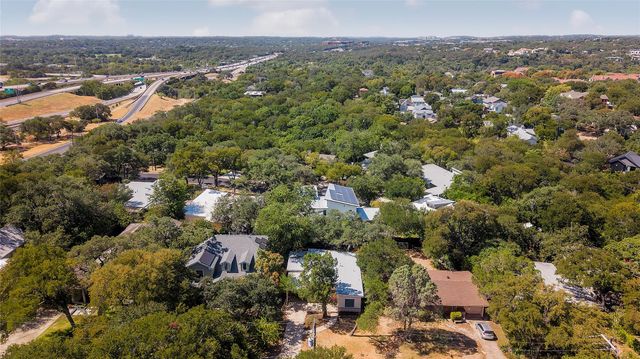 2111 W 10th ST, Austin, TX 78703