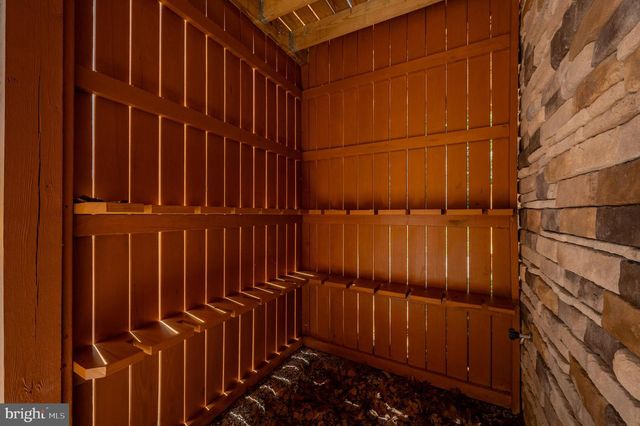 110 WISP ADVENTURE RD, Mc Henry, MD 21541