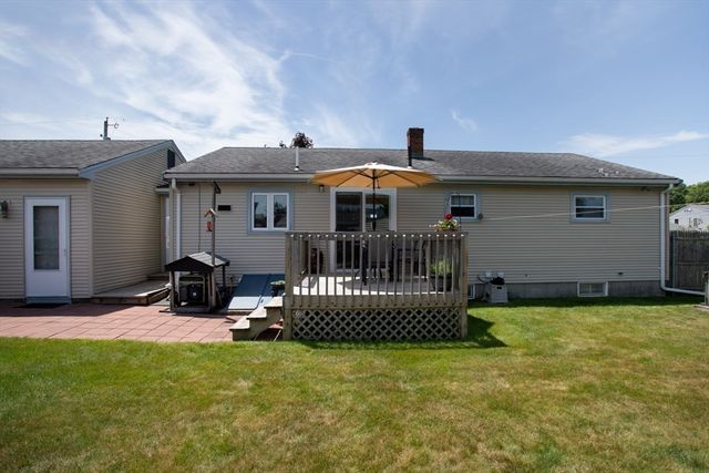 192 Calvin Ave, Somerset, MA 02726