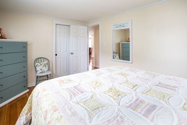 192 Calvin Ave, Somerset, MA 02726