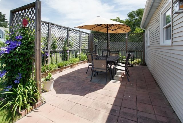 192 Calvin Ave, Somerset, MA 02726