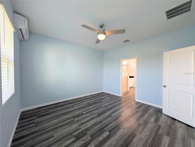 5763 BUNGALOW GROVE COURT, Palmetto, FL 34221