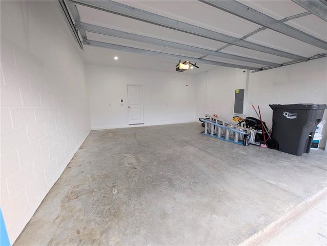 5763 BUNGALOW GROVE COURT, Palmetto, FL 34221