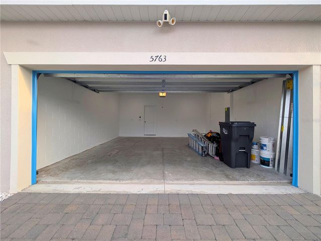 5763 BUNGALOW GROVE COURT, Palmetto, FL 34221