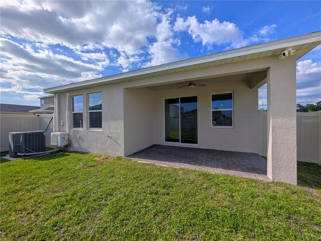 5763 BUNGALOW GROVE COURT, Palmetto, FL 34221