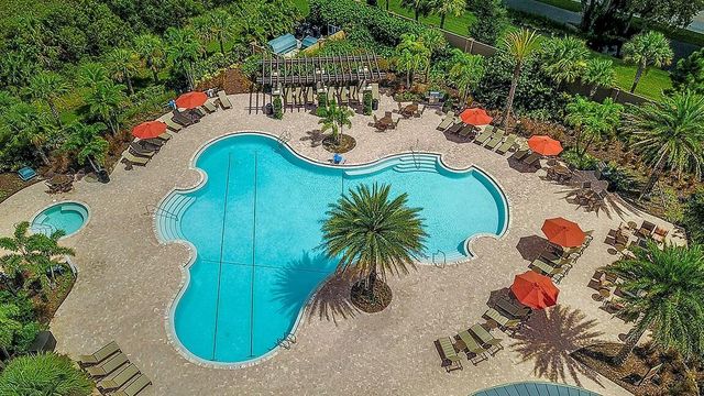 5763 BUNGALOW GROVE COURT, Palmetto, FL 34221