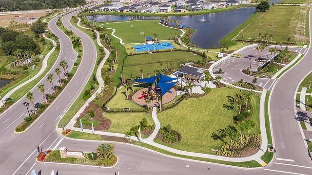 5763 BUNGALOW GROVE COURT, Palmetto, FL 34221