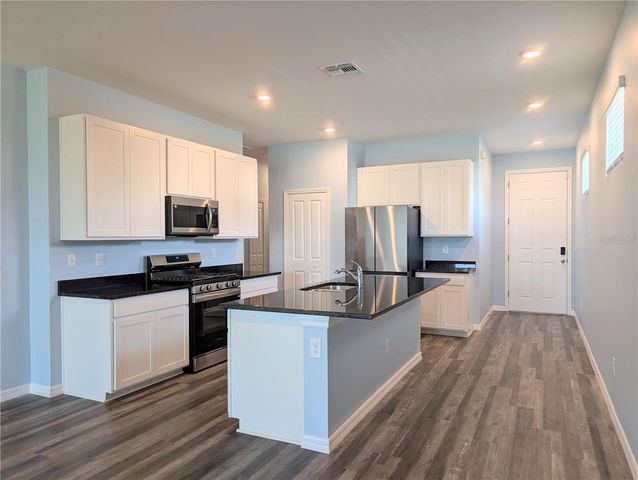 5763 BUNGALOW GROVE COURT, Palmetto, FL 34221