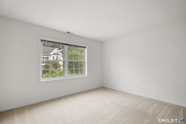 1104 Bradford Drive 1104, Danbury, CT 06811